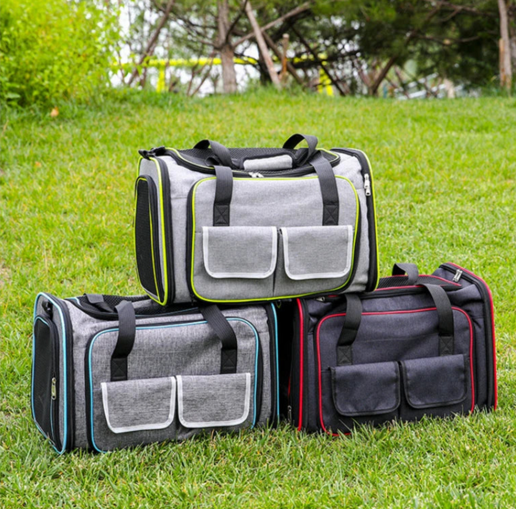 Pet Bag 1PC Cats and Dogs Chest Breathable Folding Portable Trolley Double Shoulder Handheld Crossbody Outdoor Bag Pet Products