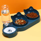 Futternäpfe mit Wasserspender, 3-in-1-Ohrdesign geneigter Katzen-Wasser- und Futternapf-Set mit Schwerkraft-Wasserflasche für Nackenschutz